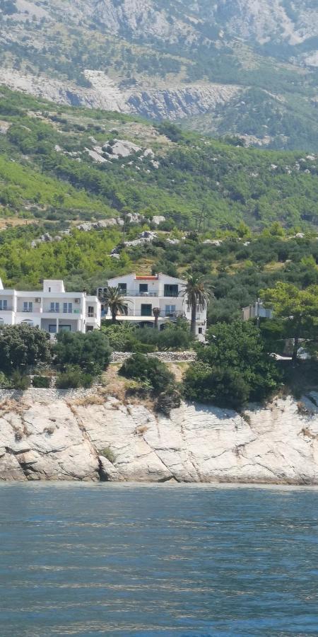 Apartments Tri Palme Baška Voda Exterior foto