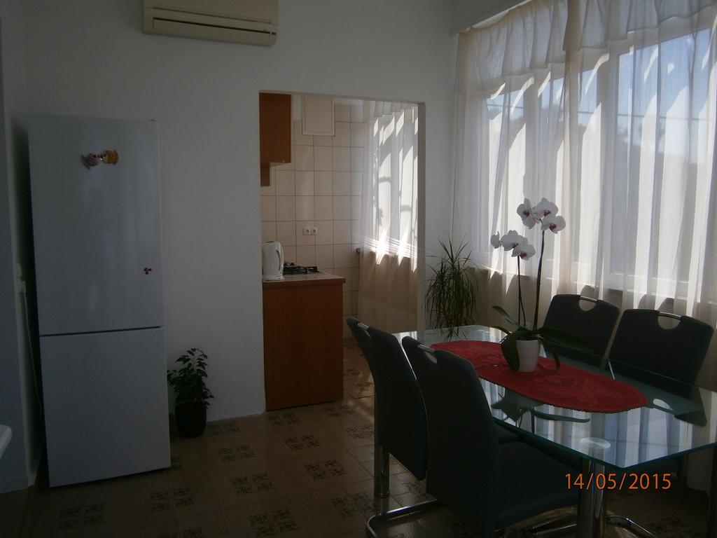 Apartments Tri Palme Baška Voda Zimmer foto